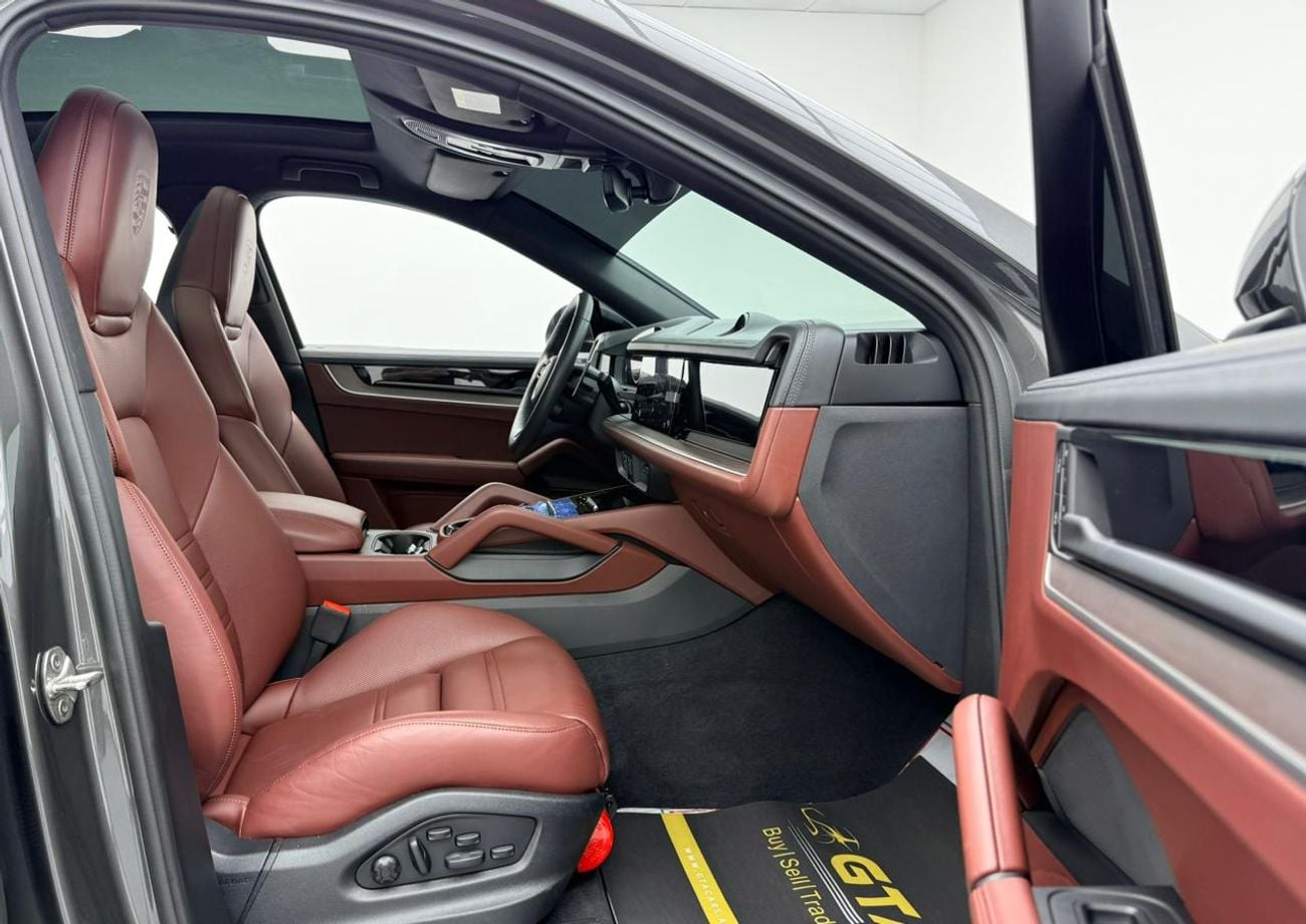 Porsche Cayenne 2025 Porsche Cayenne Coupe, 2027 Porsche Warranty, Full Porsche Service History, Fully Loaded, GCC