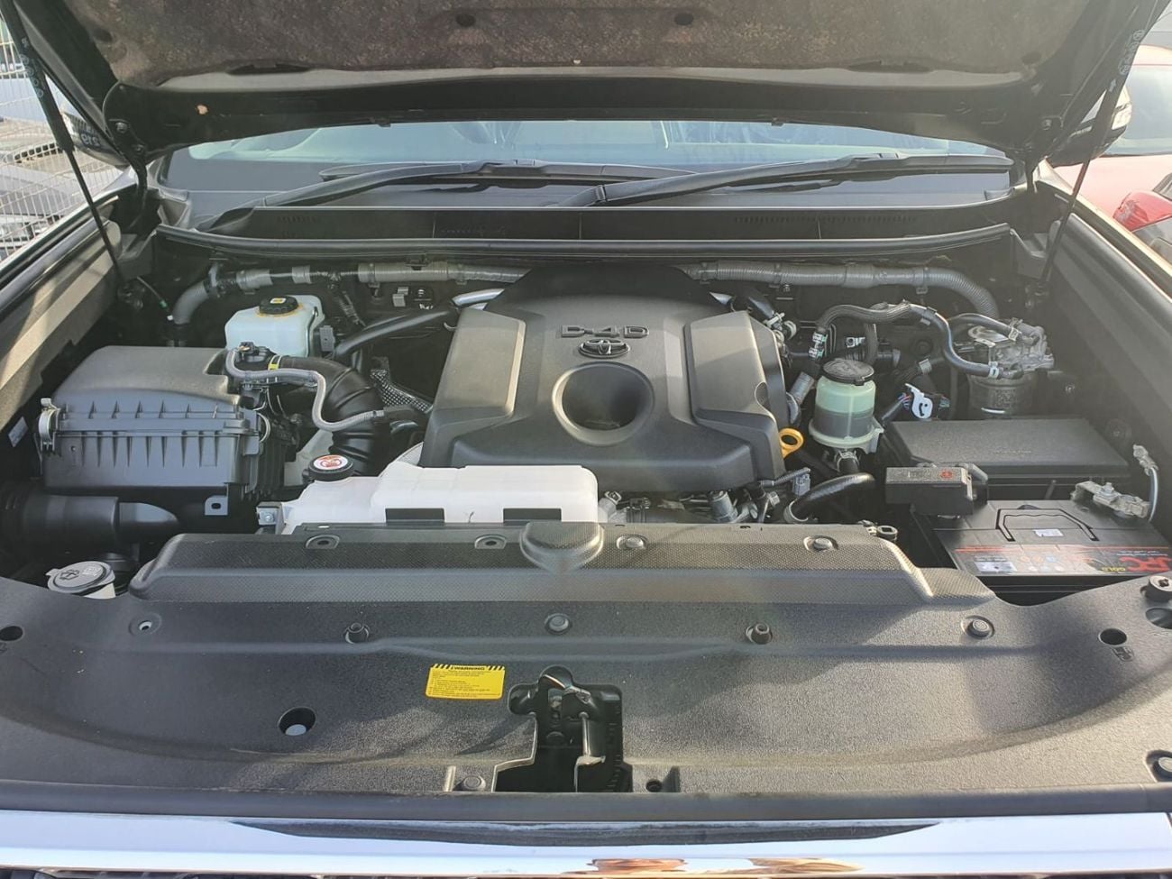 تويوتا برادو TX-L RHD 2.8L 1GD-FTV V4 Diesel Engine Automatic Gear 4WD 7 Seater 5 Doors