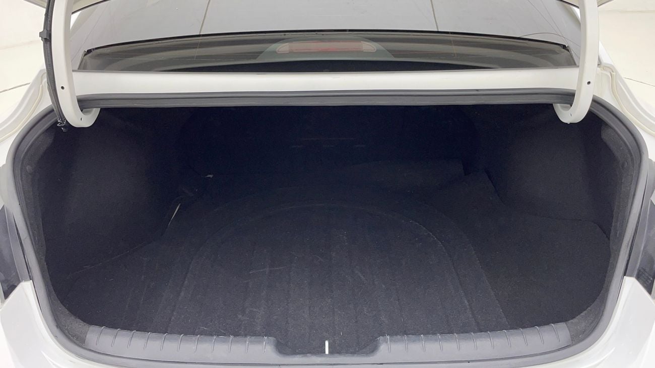 Hyundai Elantra SMART 1.6 | Zero Down Payment | Home Test Drive