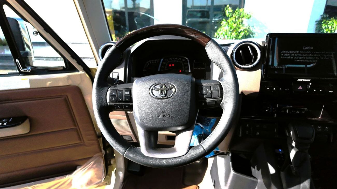تويوتا لاند كروزر بيك آب Toyota Land Cruiser Pick Up 4.0L 2026