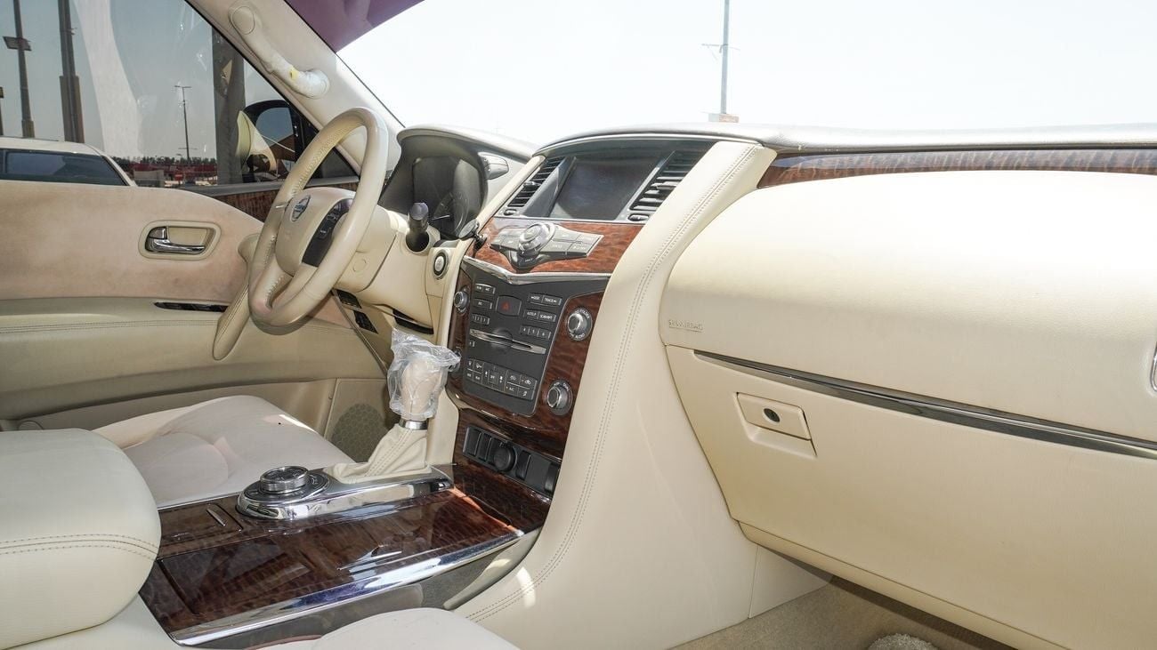 Nissan Patrol LE With TITANIUM Badge