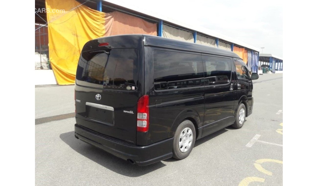 تويوتا هاياس Toyota Hiace RIGHT HAND DRIVE (Stock no PM 573 )