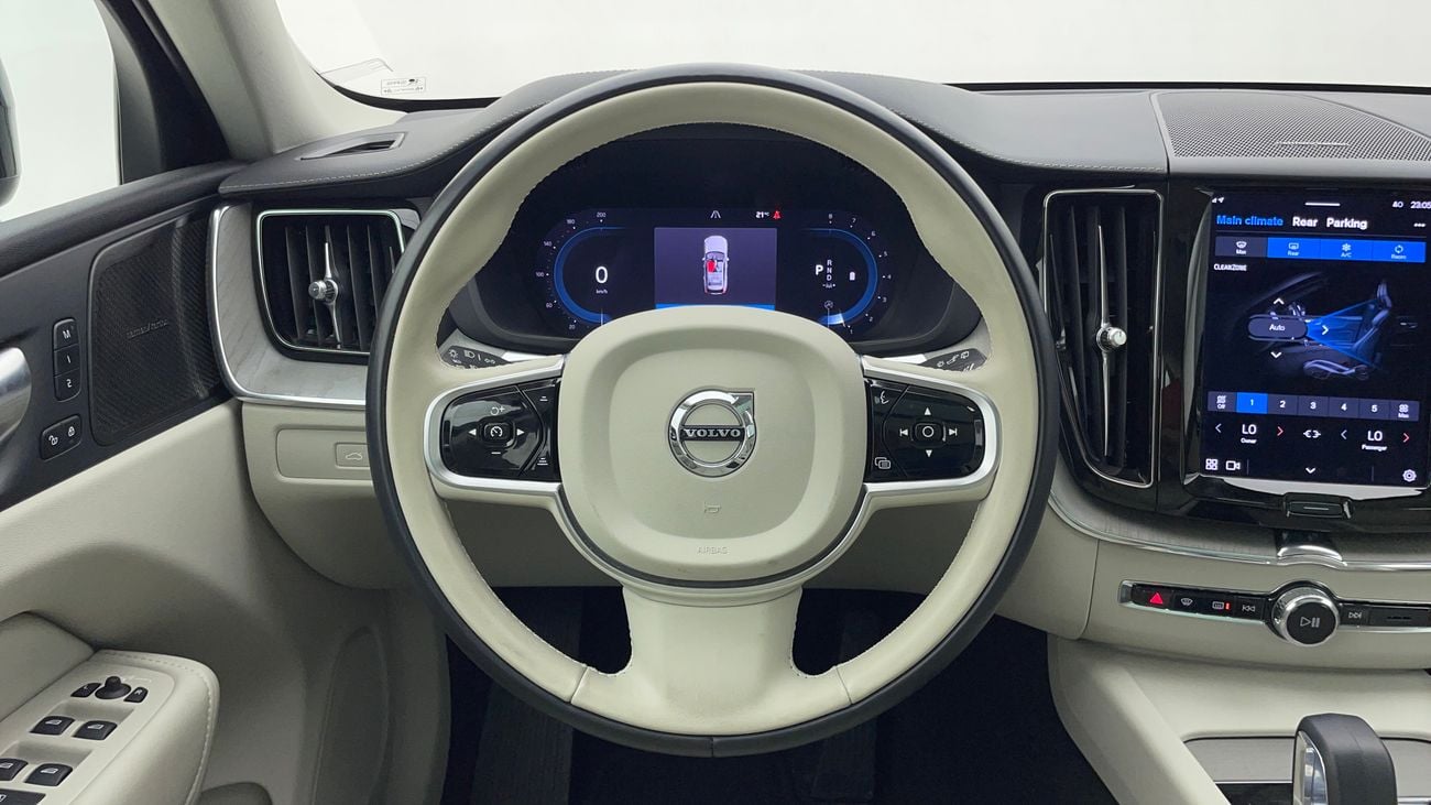 Volvo XC60 B5 ULTIMATE DARK AWD 2 | Zero Down Payment | Home Test Drive