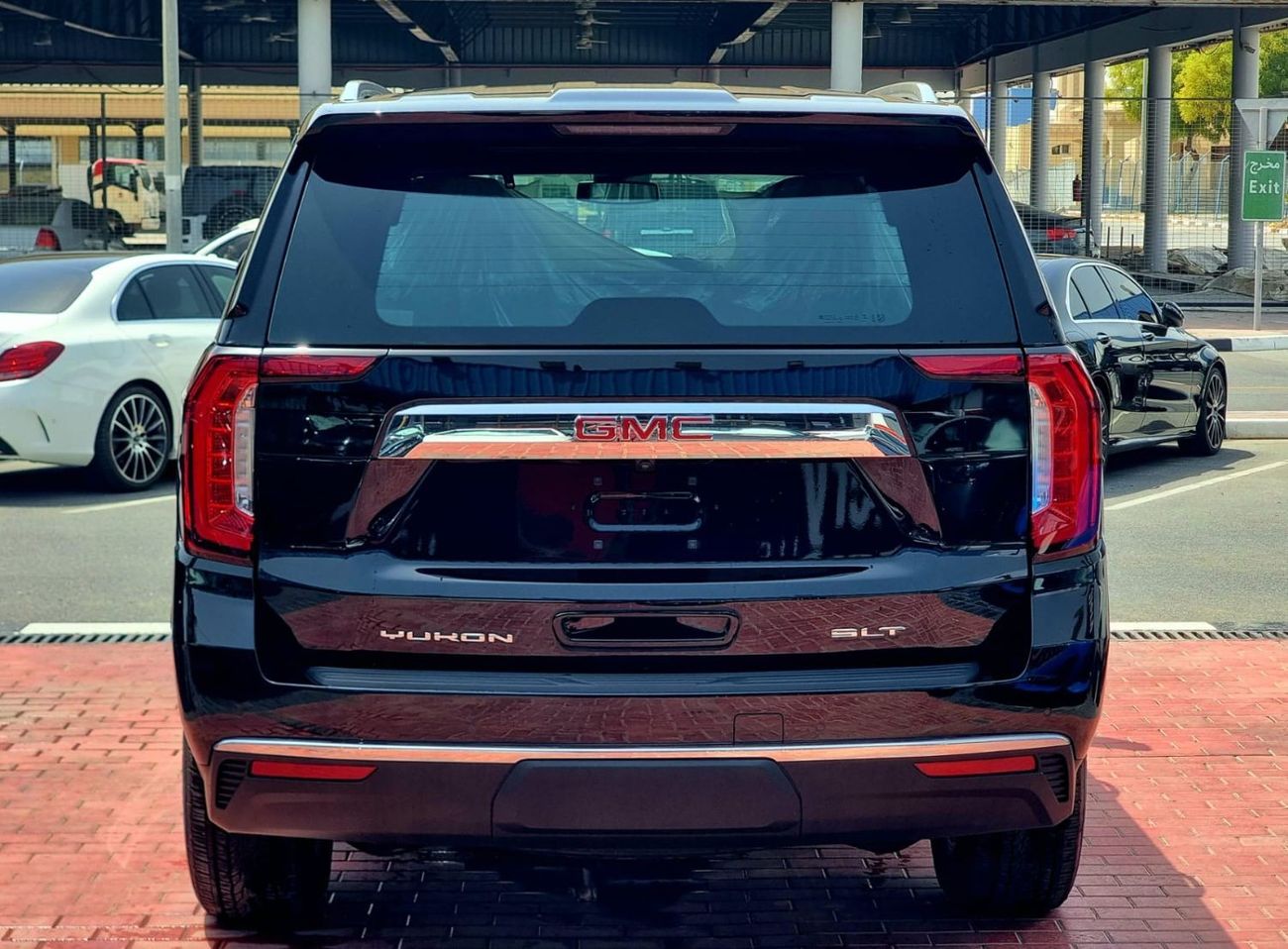 GMC Yukon SLT 5.3 L Under Warranty 2024 GCC