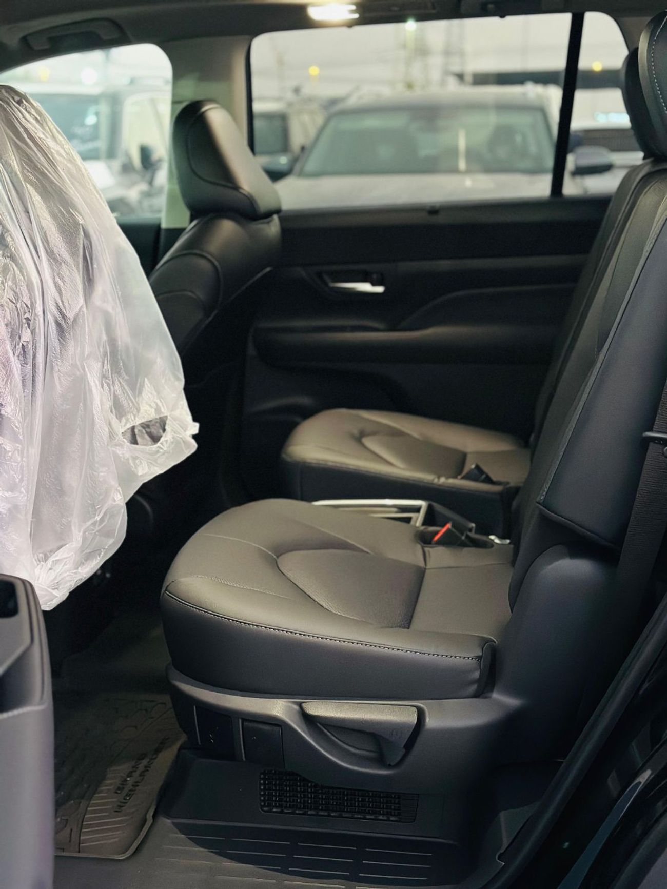 تويوتا جراند هايلاندر LIMITED PETROL