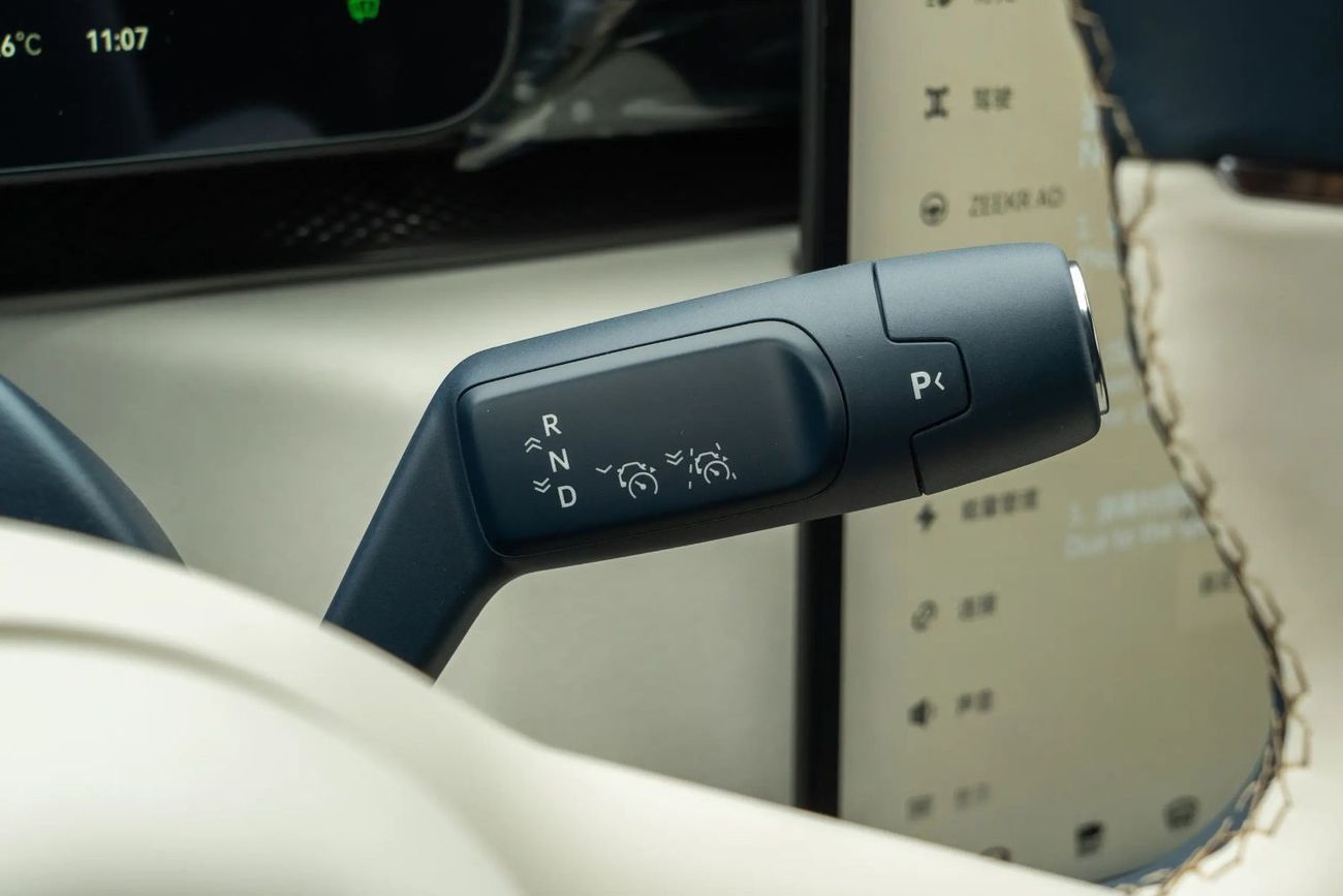 Zeekr 7X 100 kWh Long-Range All-Wheel Drive Intelligent Driving Edition