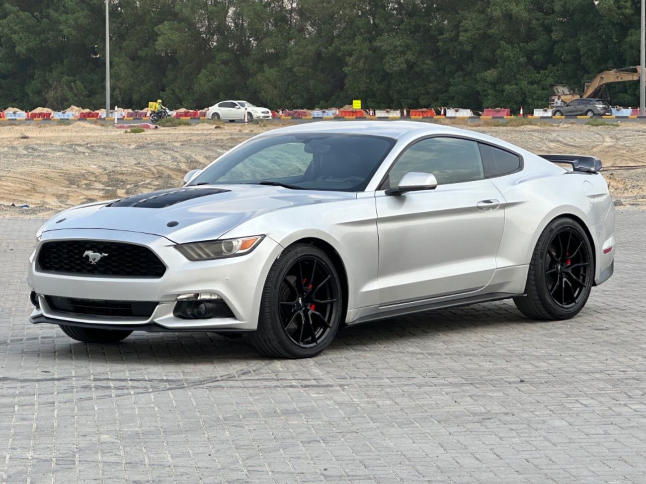 Ford Mustang MODEL 2016 car perfect condition inside and outside full option