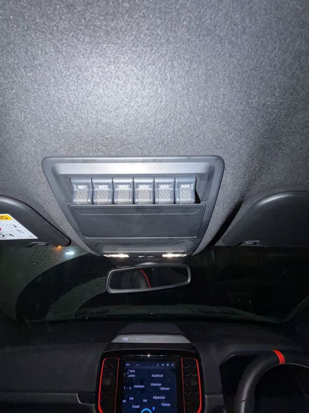 Ford Ranger Raptor exclusive package :black rhino wheels ,electric bed cover