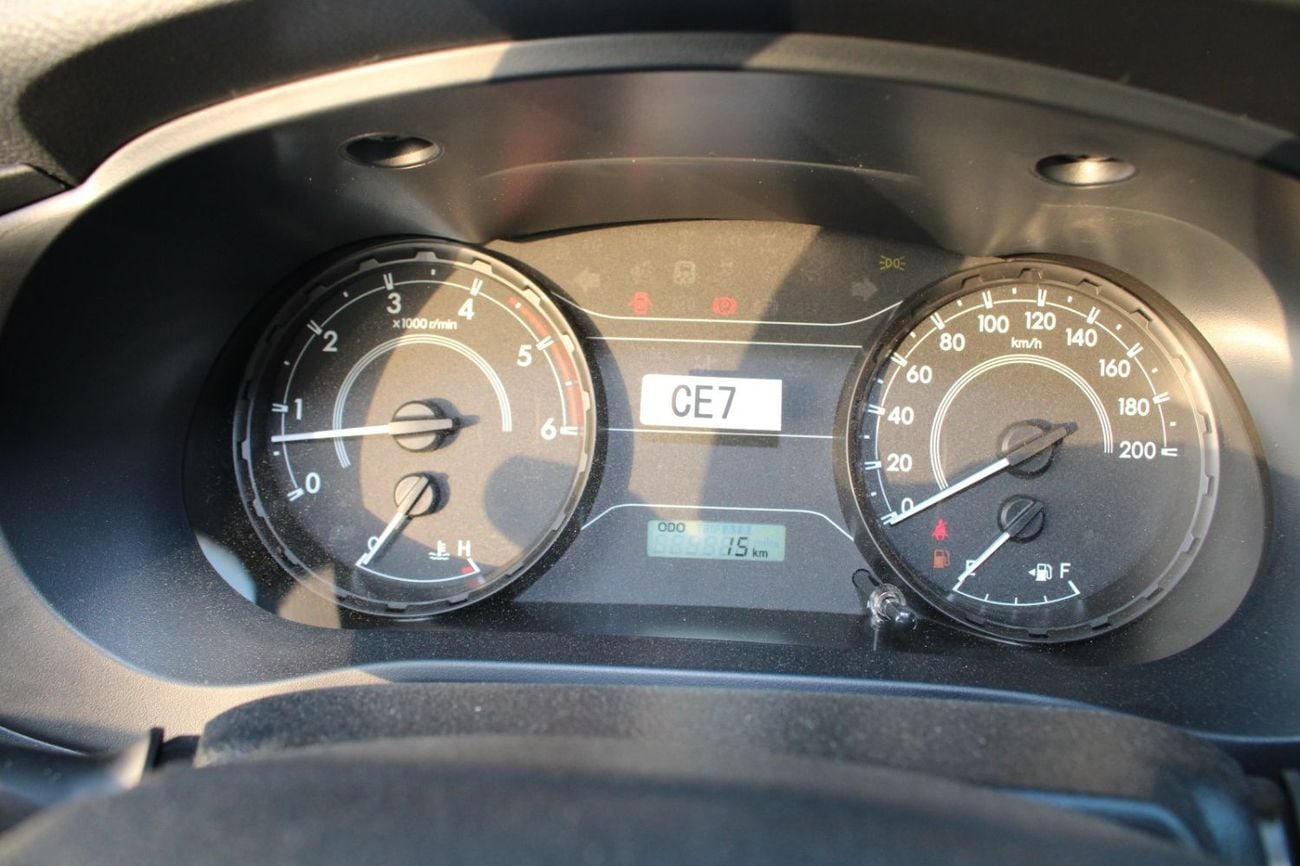 Toyota Hilux 2.4 MT 4X4 4WD MY2025 2026 MODEL GCC SPECS