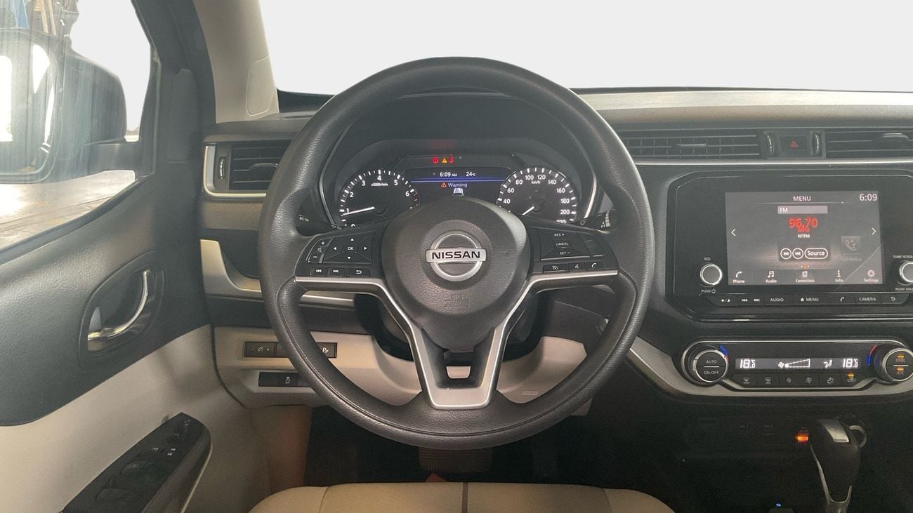 نيسان إكستيرا Titanium | شامل الضمان | 0 ﺪﻔﻋﺓ ﺃﻮﻟﻯ