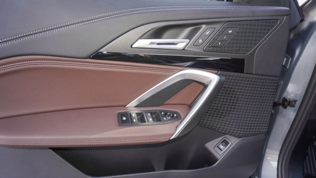 بي أم دبليو iX1 EDrive 25L