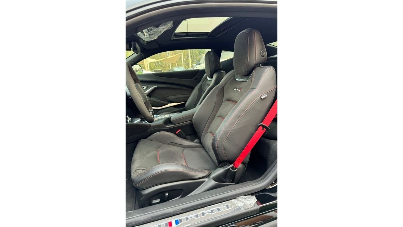 Chevrolet Camaro Chevrolet Camaro ZL1 Gulf 2023, contract service, under warranty, agency paint, in agency condition,