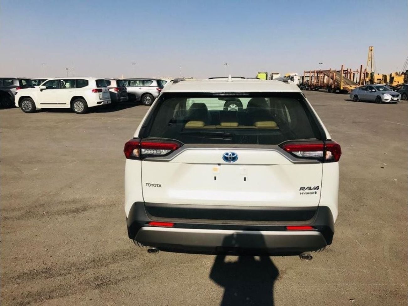 تويوتا راف ٤ 2.5L AT hybrid XLE