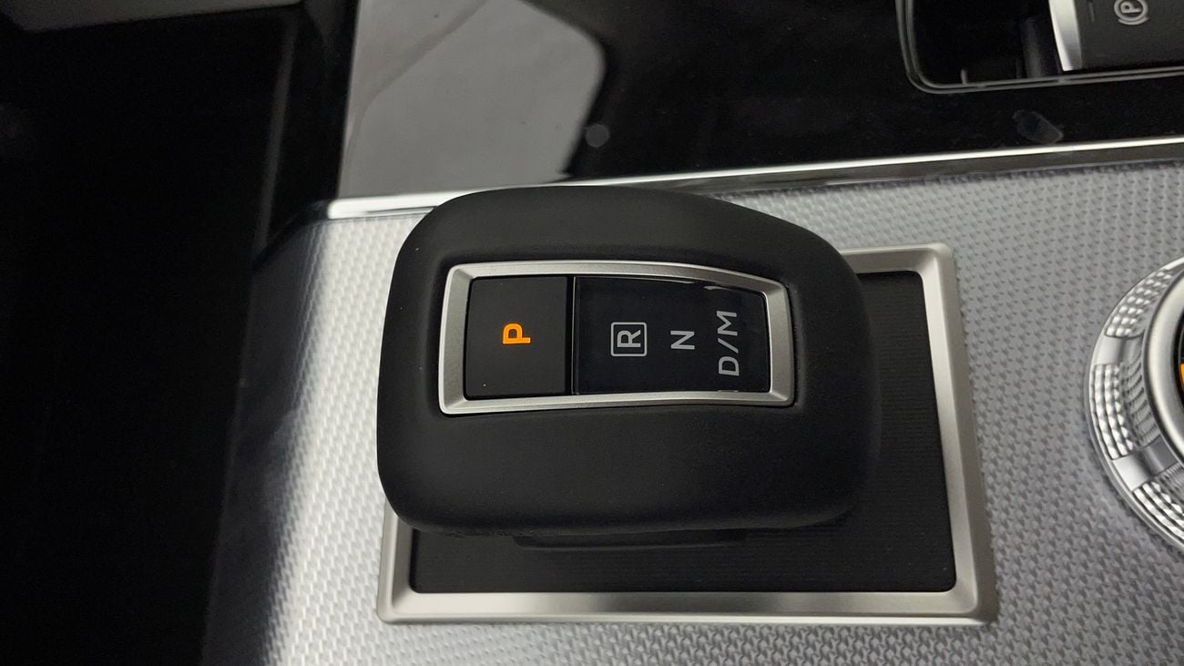 Mitsubishi Outlander PREMIUM 2.5 | Zero Down Payment | Home Test Drive