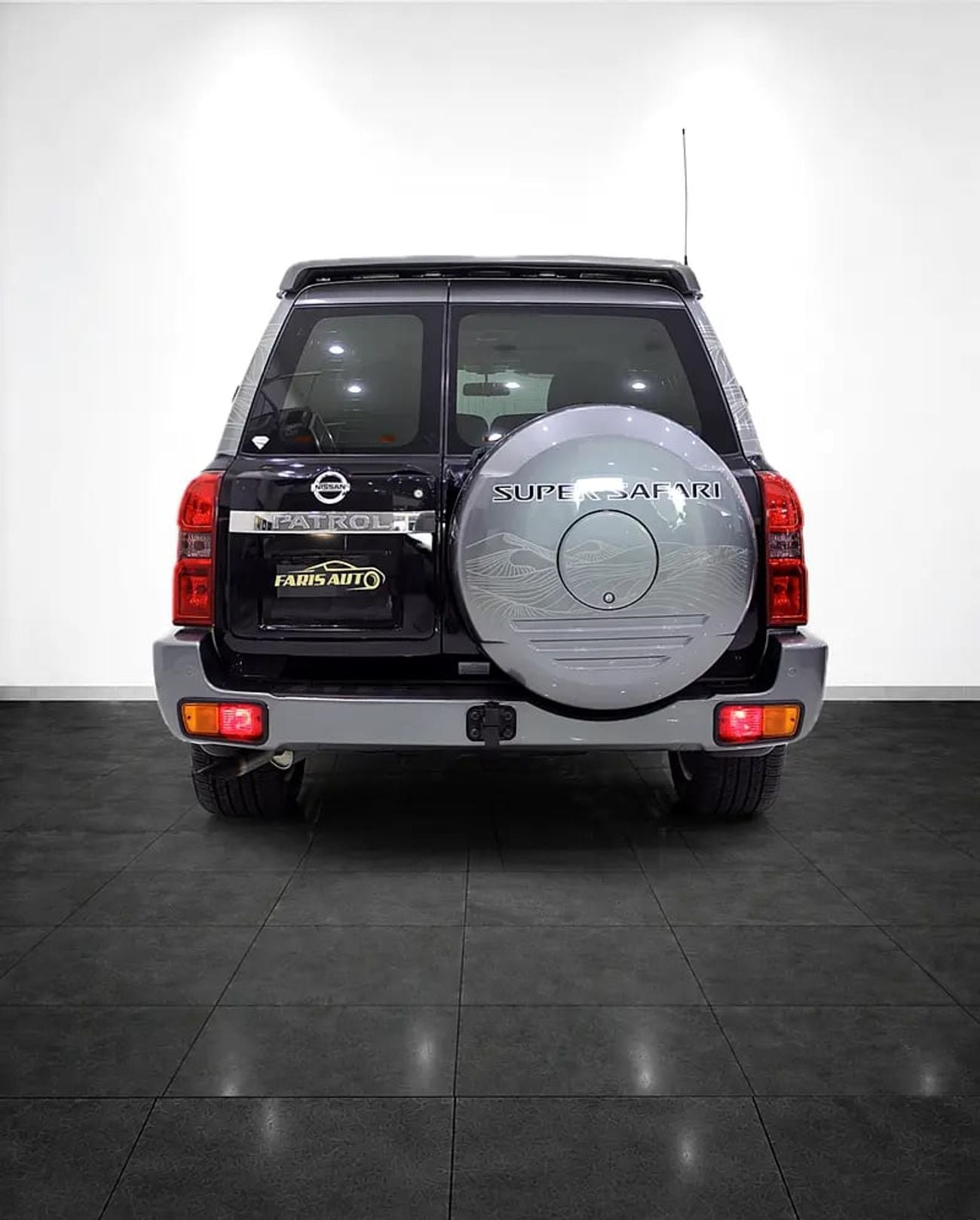 Nissan Patrol SUPER SAFARI PATROL SUPERSAFARI GCC + VOLK RACING RIMS + CARBON STEERING + LEGEND EDITION KIT