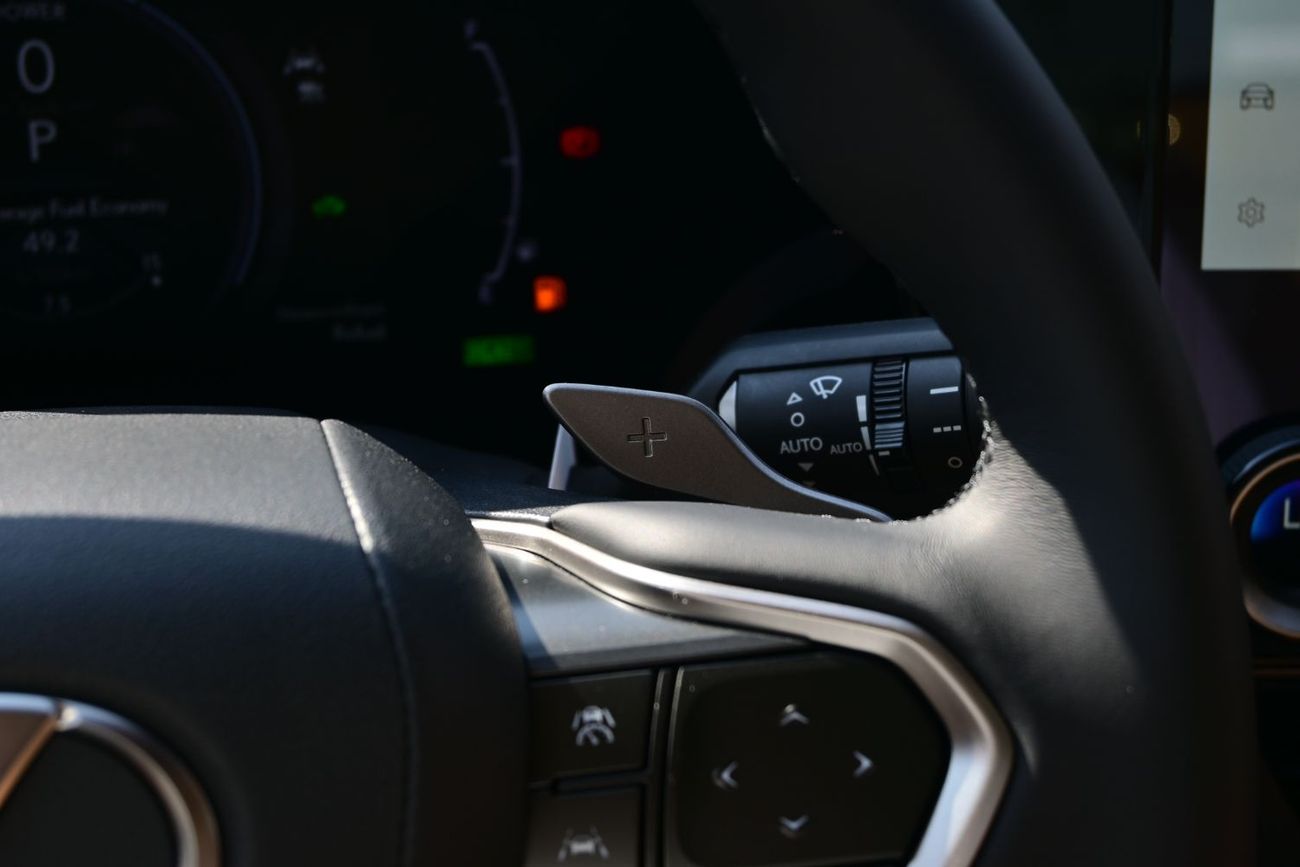 لكزس NX350h Lexus NX350h Platinum 2.5L Hybrid AWD, Model 2025 Color White