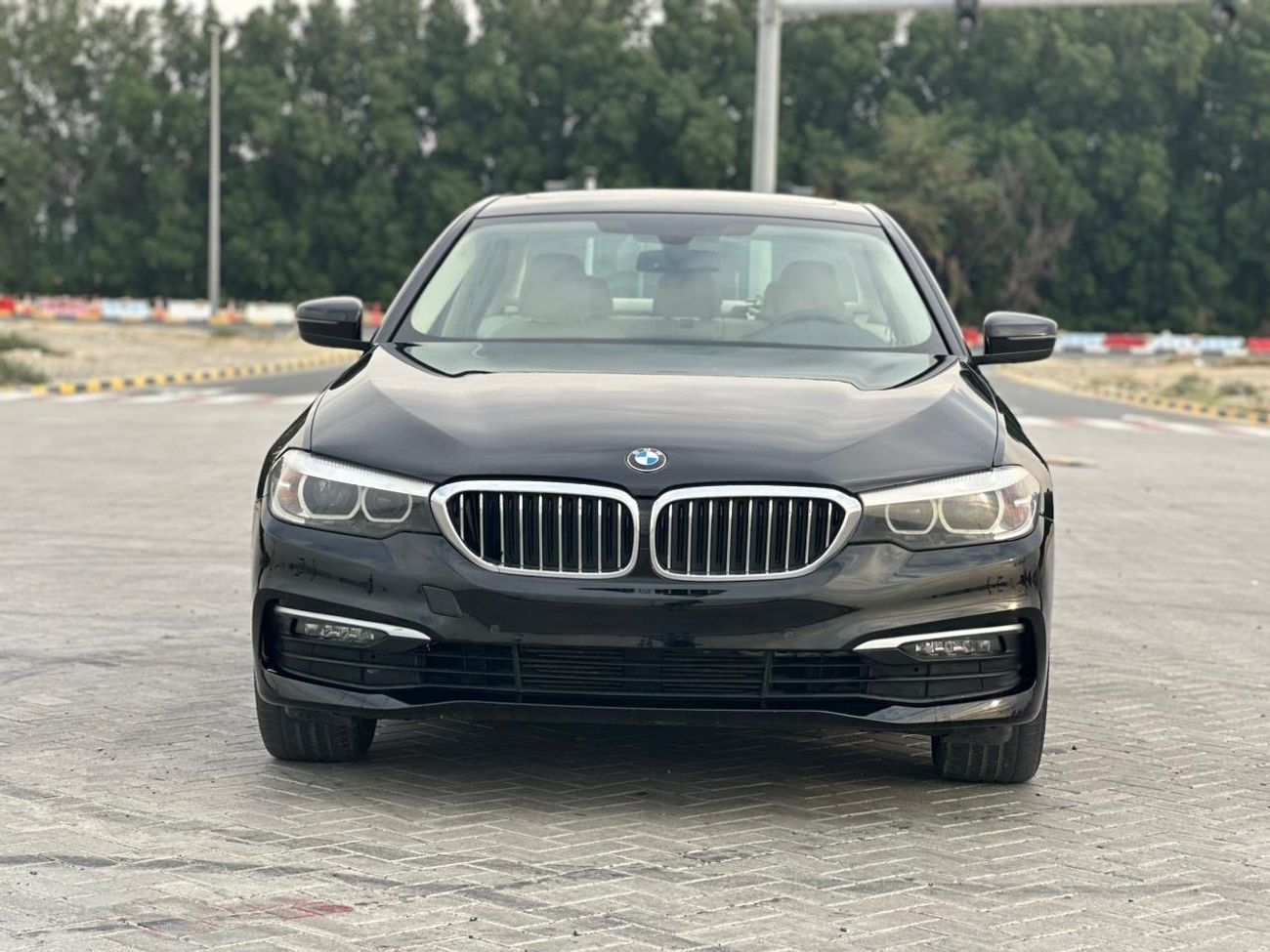 بي أم دبليو 520i