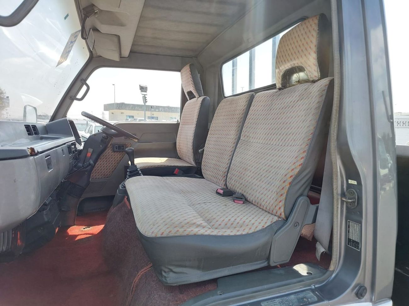 Mitsubishi Fuso Canter MITSUBISHI CANTER TRUCK RHD 1990 MODEL 3.9 L DIESEL MANUAL(PM40451)