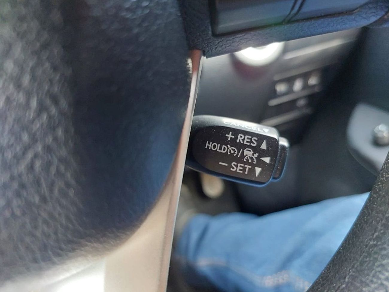 Toyota Hilux TOYOTA HILUX PICK UP RHD 2024 MODEL 2.8 L DIESEL AUTOMATIC(PM53949)