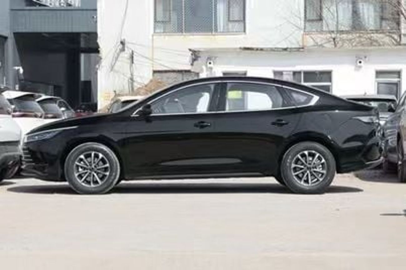 بي واي دي ديسترويار 05 Glory Edition DM-i 55KM Luxury Model