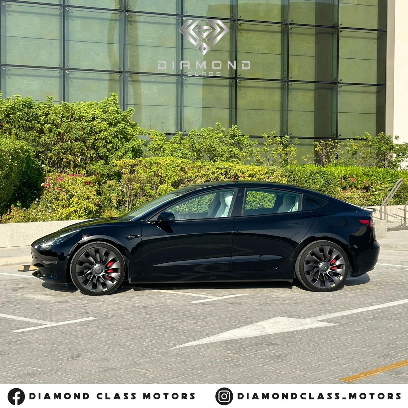 Tesla Model 3 Tesla Model 3 Performance  Full Self-Driving  White Interior  Auto Pilot  Dual Motor  2022 GCC Under