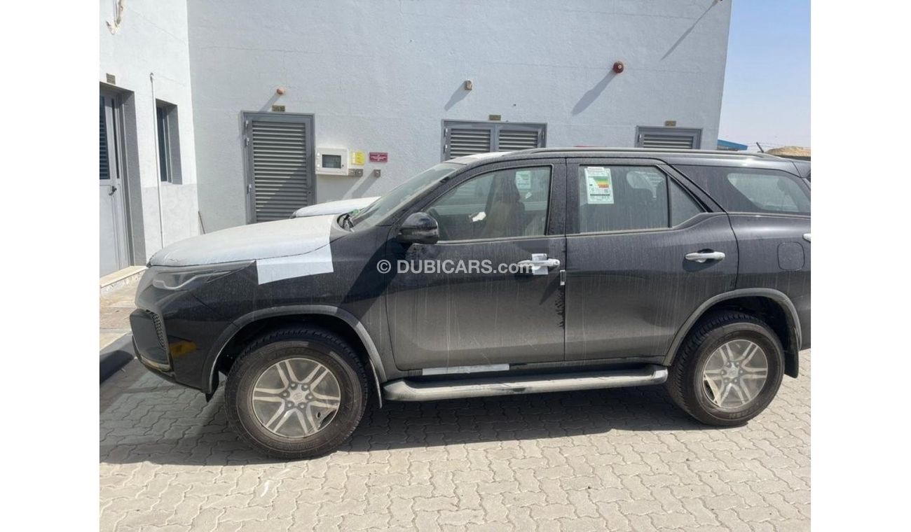 Toyota Fortuner TOYOTA FORTUNER 2.7 4X4  AT  GREY FULL OPTION 2022
