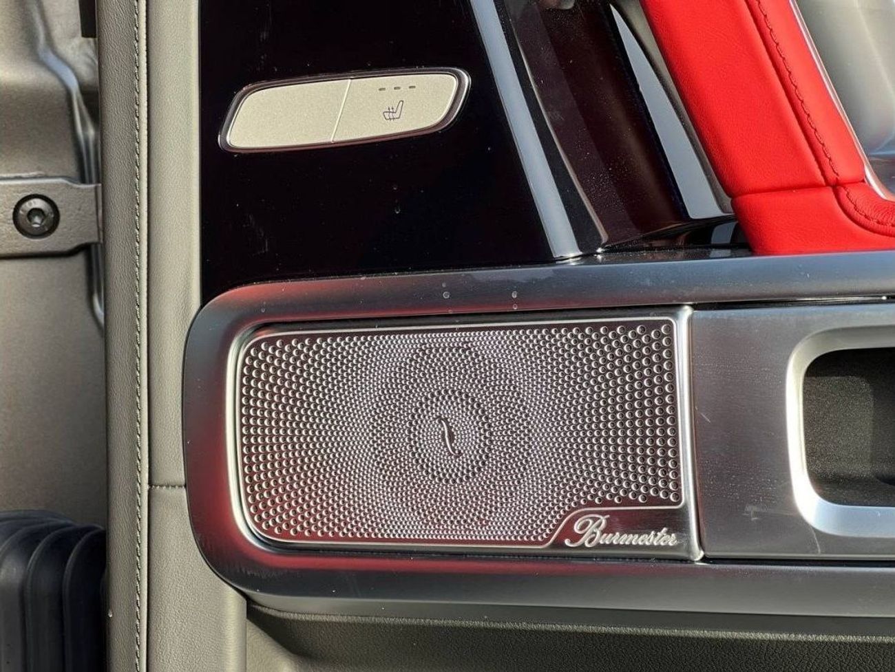 مرسيدس بنز G 63 AMG بريميوم + 4.0L V8 PTR A/T // 2022 // FULL OPTION WITH AMG KIT , 360 CAMERA // SPECIAL OFFER // BY FO