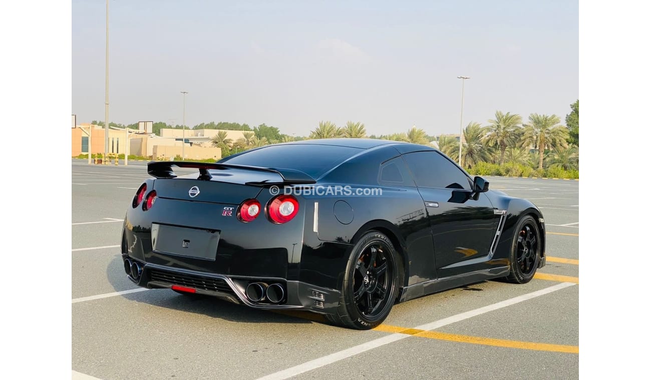 Nissan GTR NISSEN GTR 2013 BLACK EDITION