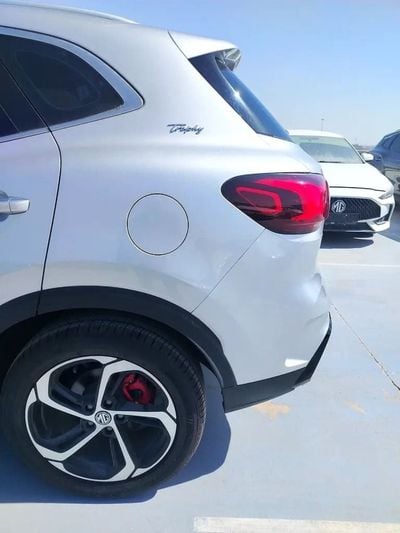 MG HS LUXURY MG HS