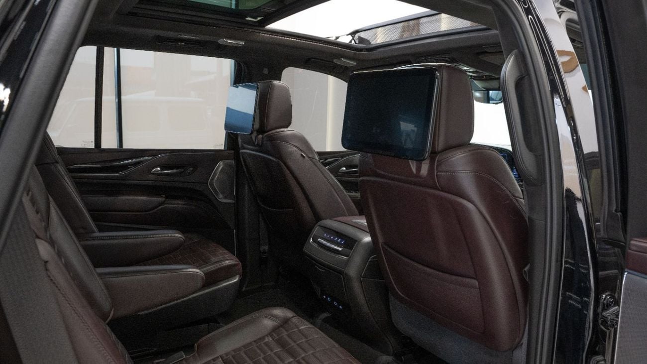 كاديلاك إسكالاد 2021 | VIP SEAT | FULL OPTION | GCC SPECS | PERFECT CONDITION