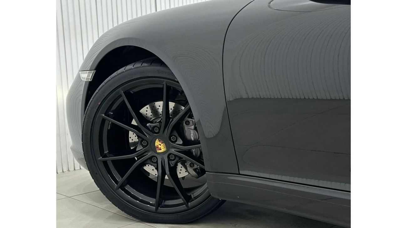 Porsche 911 2017 Porsche 911 Carrera, Warranty Valid Till 2025, Full Service History, GCC