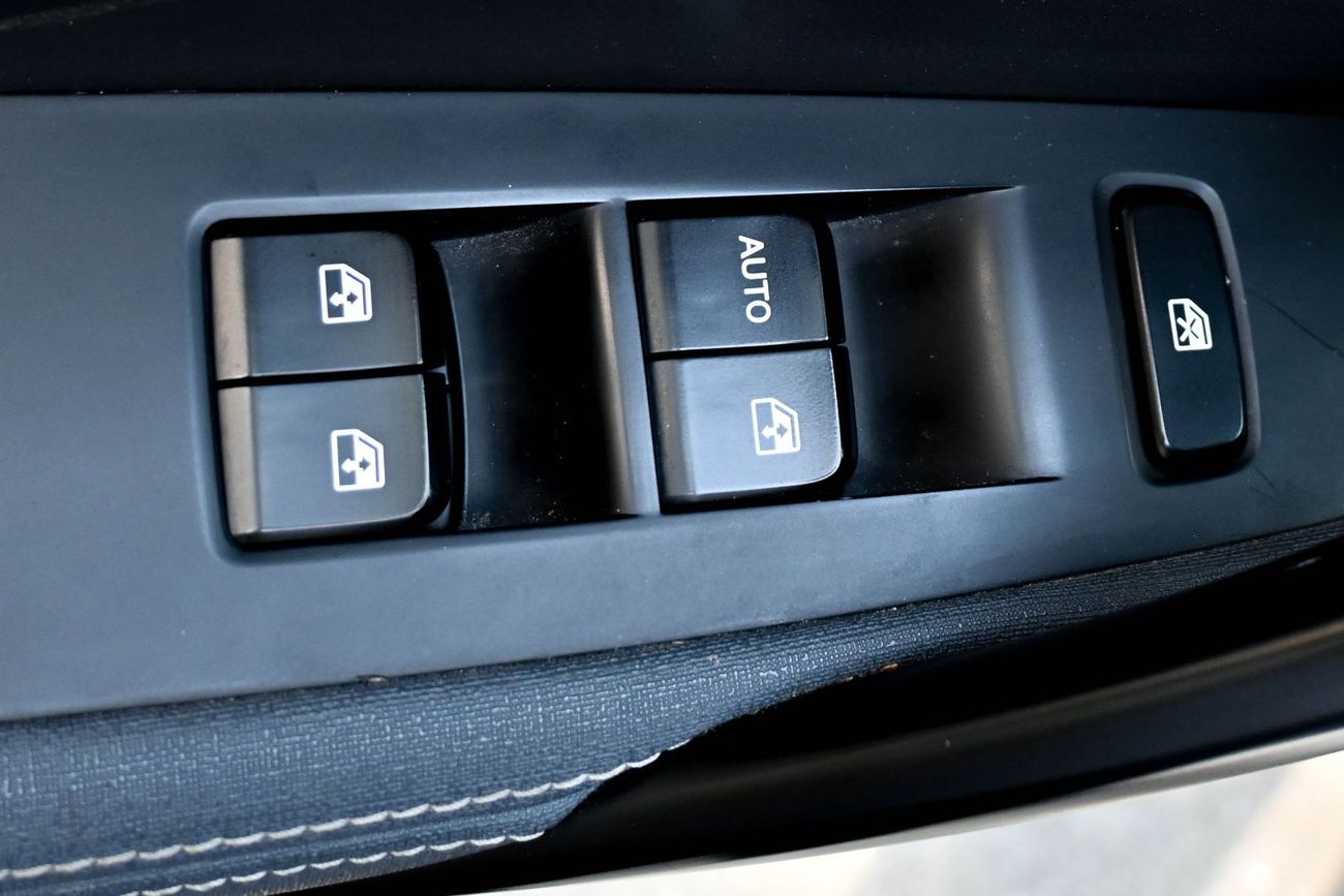 Chevrolet Captiva LT 1.5L (150 HP) (7 Seater) Chevrolet Captiva | 1.5 L 2023 | Original Paint GCC Accident-Free In Exc