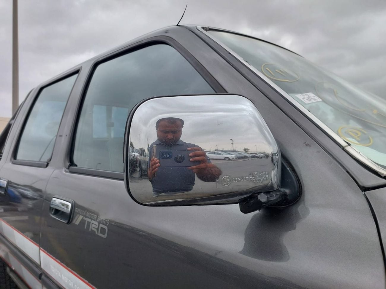 Toyota Hilux TOYOTA HILUX PICKUP RHD 1989 MODEL 2.8 L DIESEL MANUAL(PM05378)