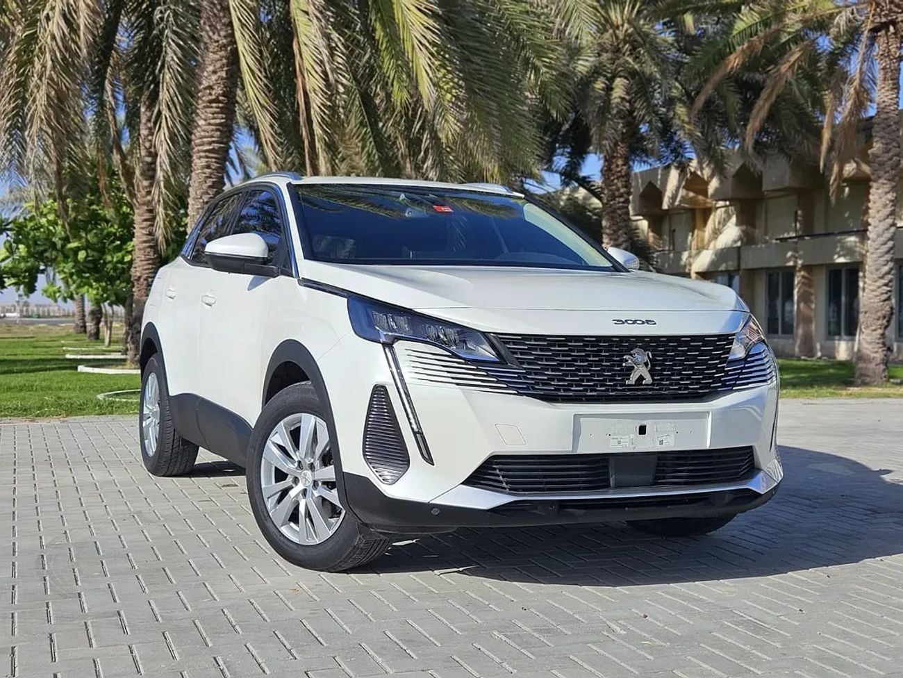بيجو 3008 Active GCC Specs - Low Mileage Mid Sized Compact SUV