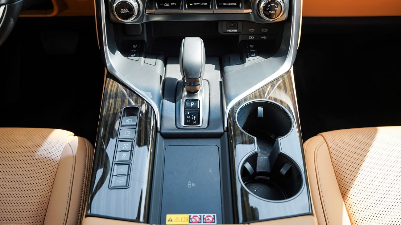 Lexus LX700h Premium