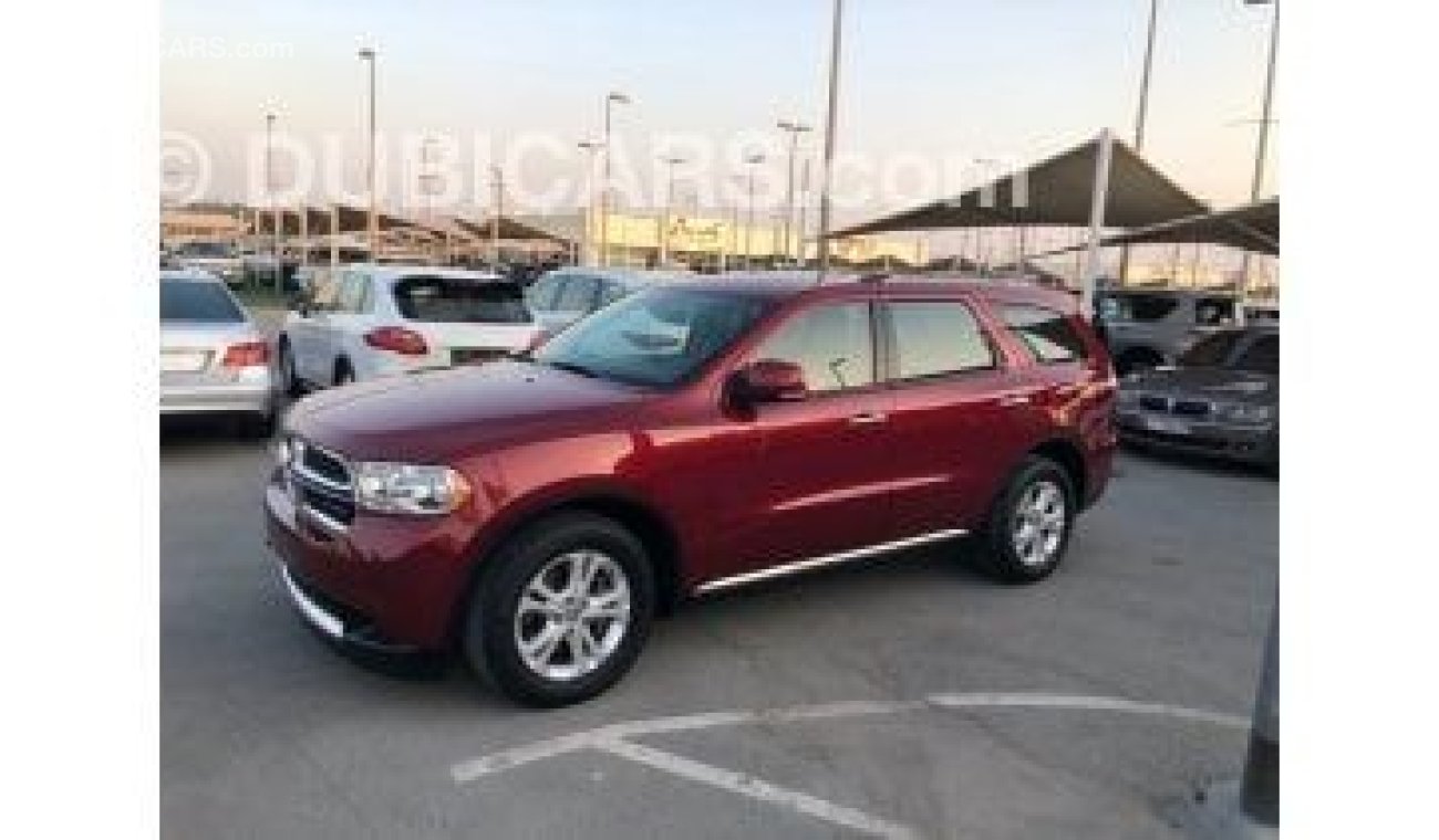 Dodge Durango Model 2013 GCC, full specifications, leather seats, cruise control, full electric control, and an ex