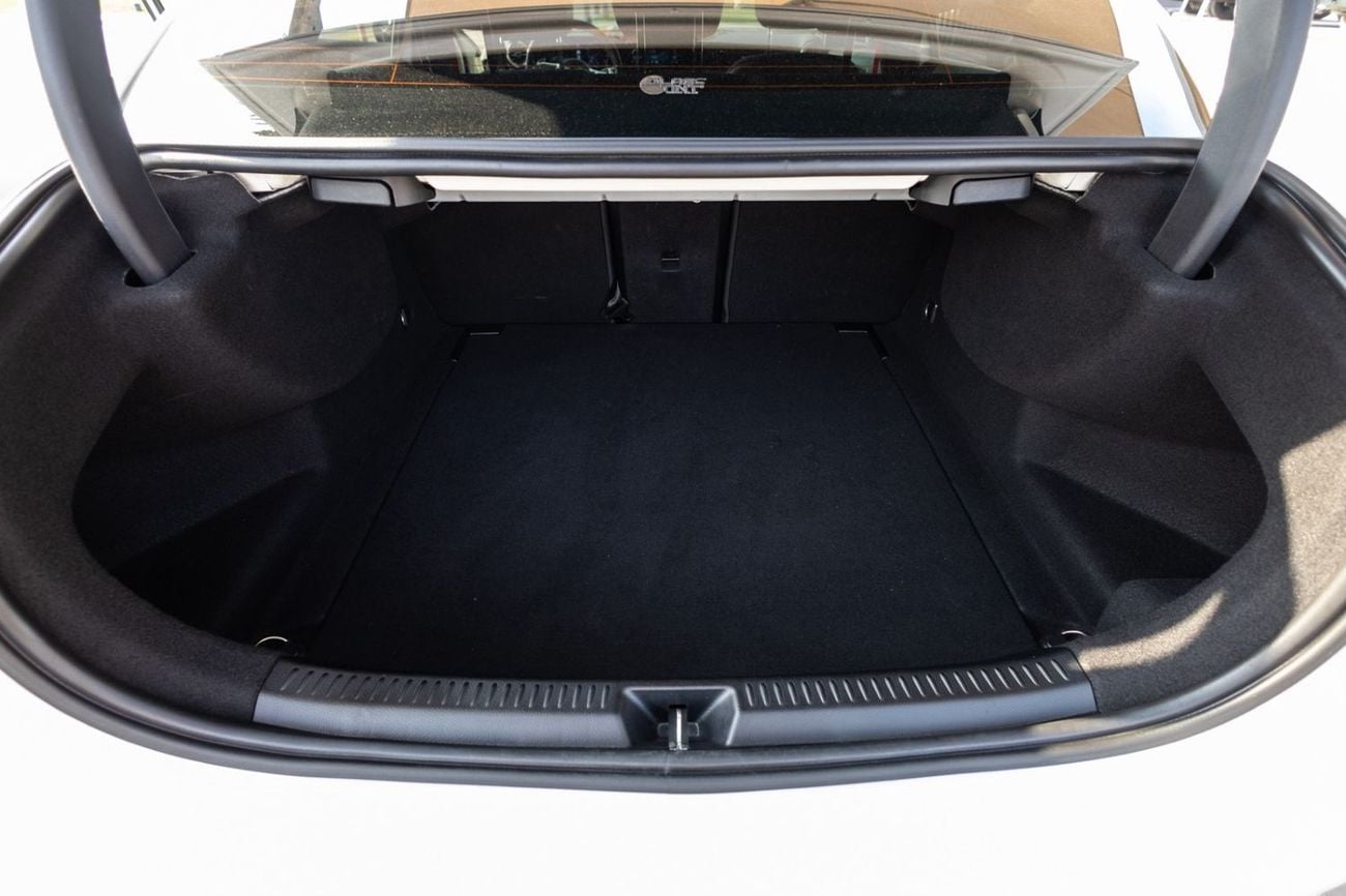 Mercedes-Benz A 35 AMG Std 2.0L Mercedes-Benz A-Class 35 AMG 2023 Korean specs | Warranty