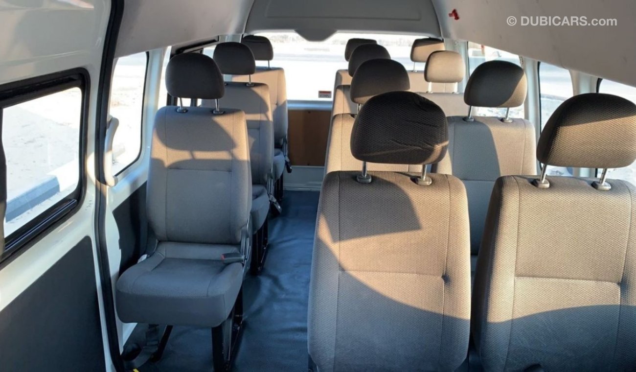 Toyota Hiace 2017 High Roof 13 Seats Ref#657