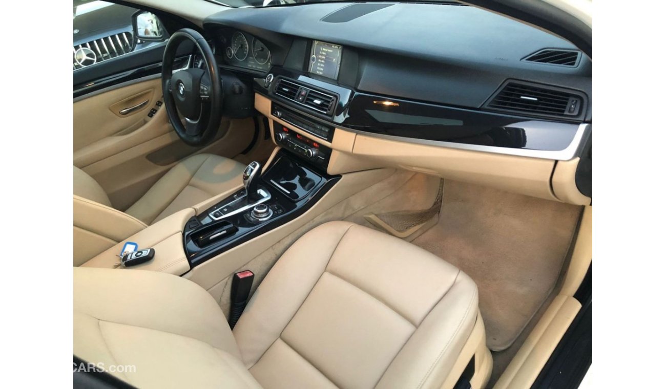 BMW 523i Exclusive BMW 523_Gcc_2012_Excellent_Condition _Full option