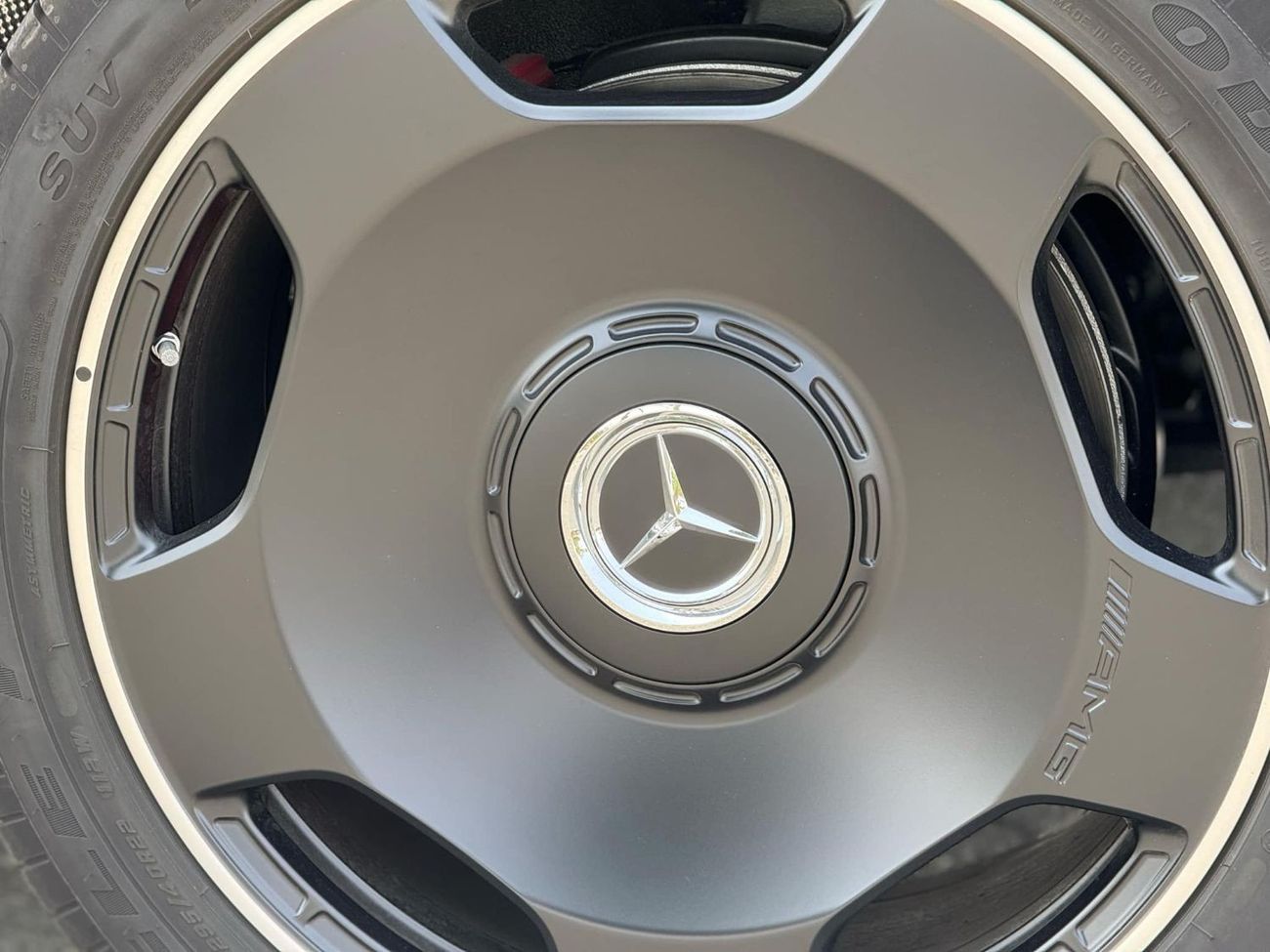 Mercedes-Benz G 63 AMG GCC SPEC UNDER WARRANTY AND SERVICE