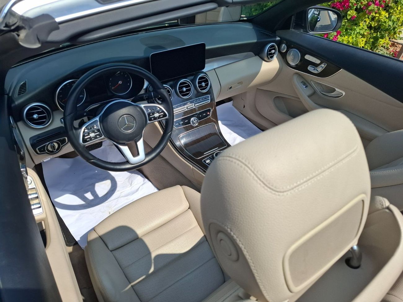 Mercedes-Benz C 300 Coupe Mercedes-Benz C300 2019 full option  convertible