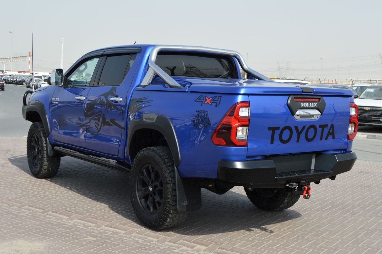 تويوتا هيلوكس DL Double Cabin  Right Hand Drive  Year: 2017  Engine: 2.8L/ V4