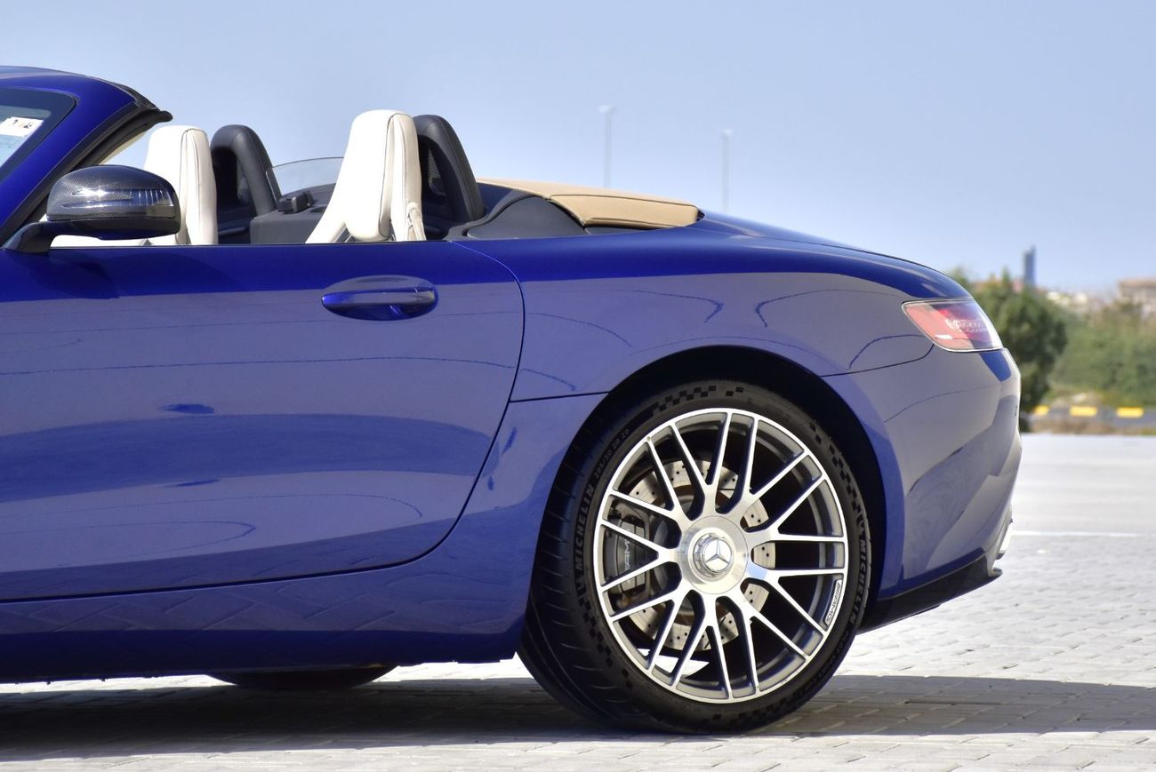 مرسيدس بنز AMG GT EXCELLENT DEAL for our Mercedes Benz AMG GT ( 2018 Model ) in Blue Color GCC Specs