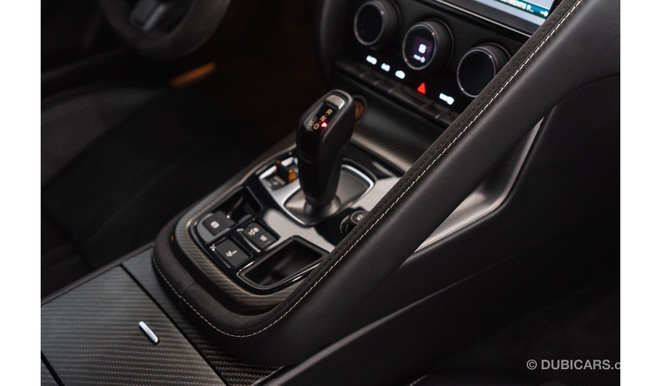 Jaguar F Type R 2015 Jaguar F-Type R 5.0L V8 / Full-Service History