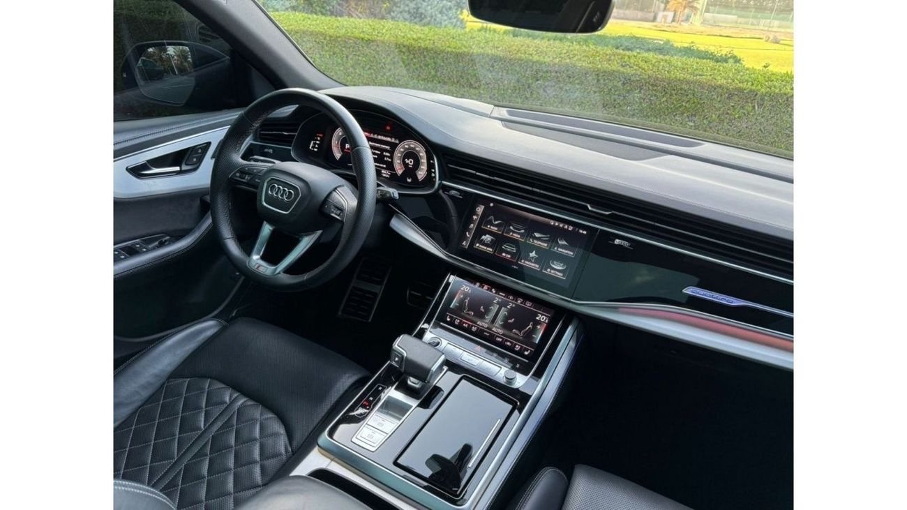 أودي Q8 55 TFSI quattro S-لاين أودى Q8 55 SLine وارد المانيا 2022 ديزل كلين تايتل بحاله ممتازة بدون اعطال او