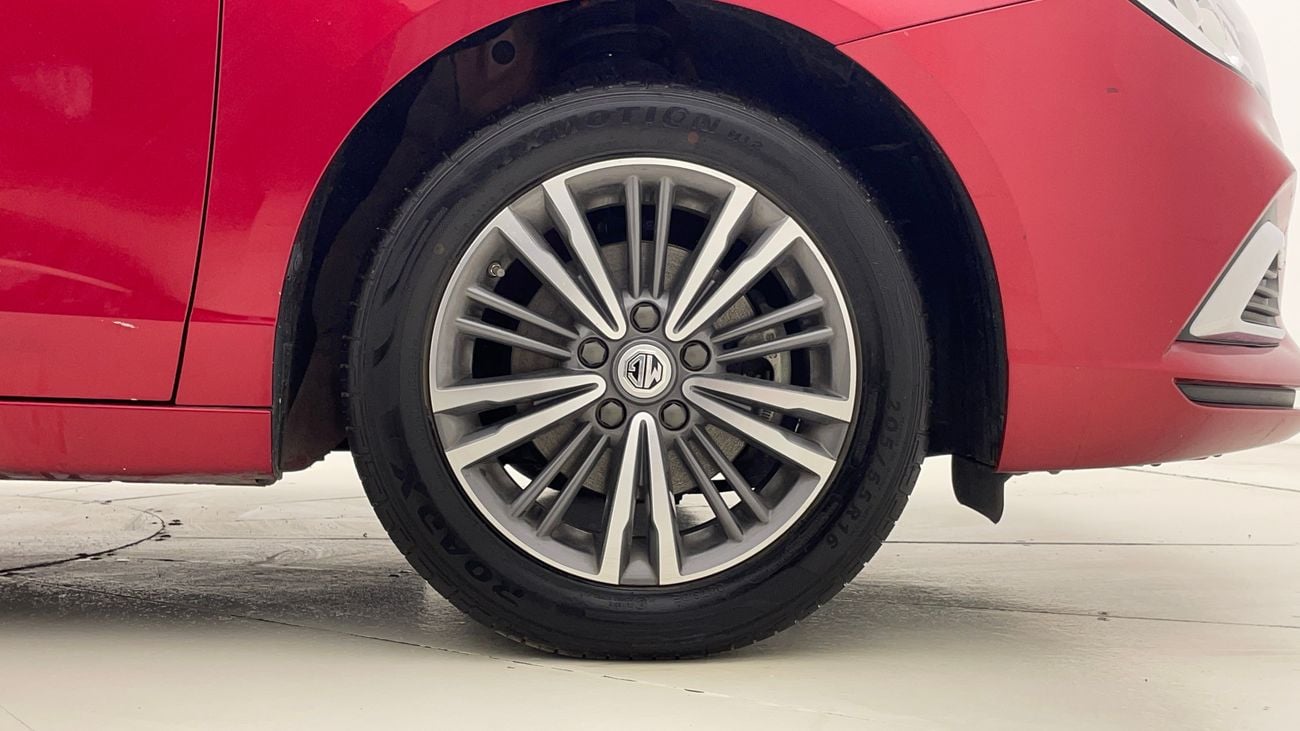 أم جي 5 LUXURY 1.5 | بدون دفعة مقدمة | اختبار القيادة في المنزل