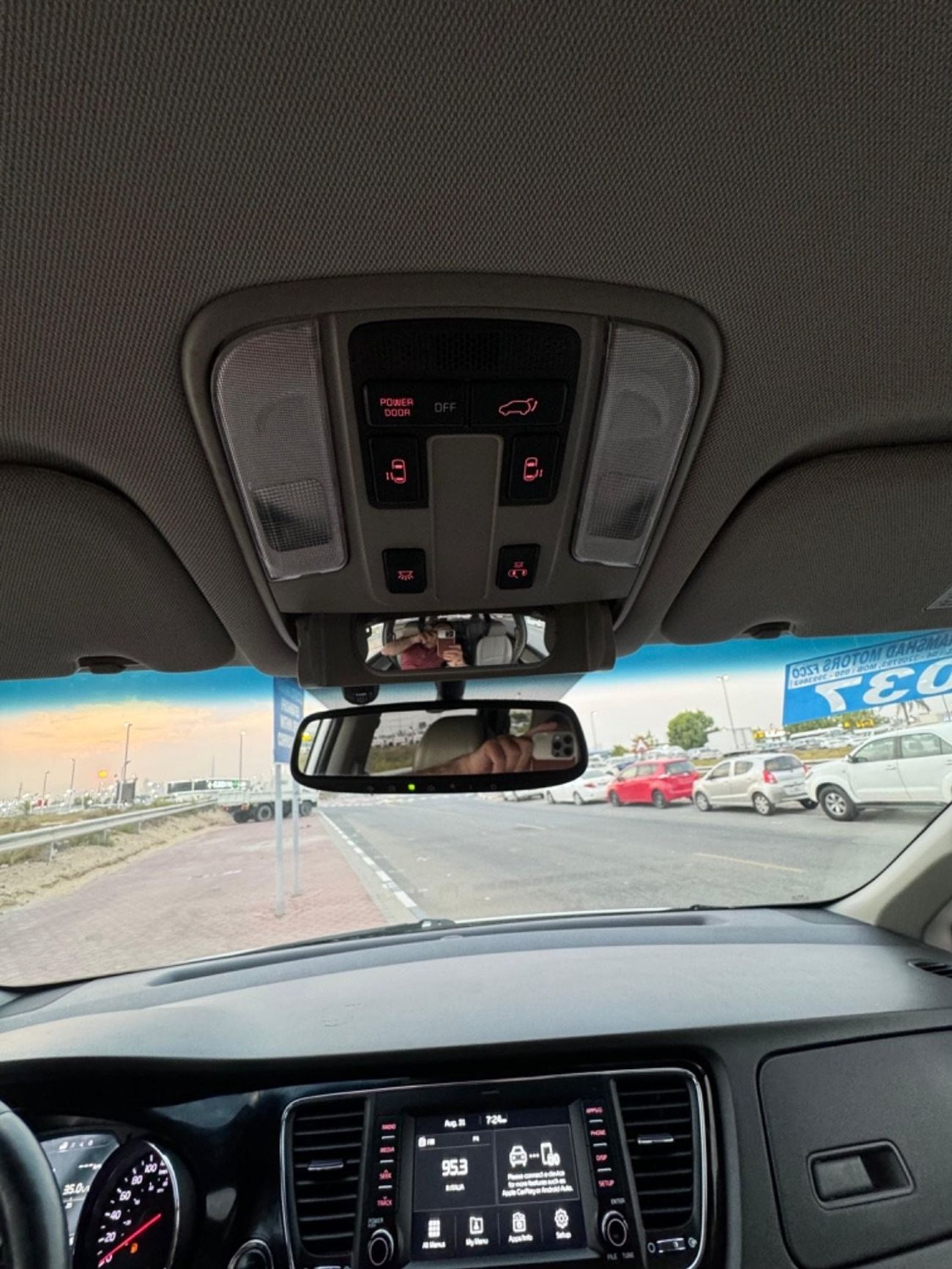 Kia Sedona 2017 - 7 SEATS FAMILY CAR LOW KM US SPEC