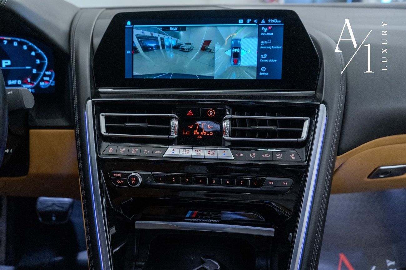 BMW M8 Competition 4.4L (625 HP) 2020 BMW M8 Competition V8, Carbon Fiber Package, Service History, 700+ BH