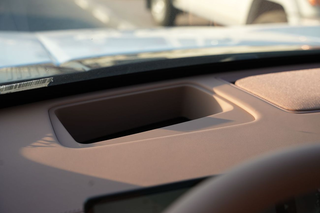 دونج فينج إم هيرو إم 817 M-Hero M817 Pro 1.5T Plug-in Hybrid 0km