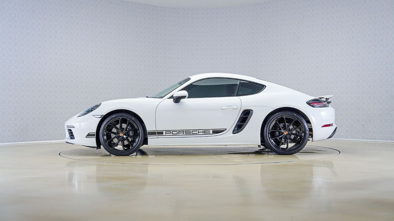 بورش كايمان 718 Std 2.0L A/T | AED 4,913 PM | Warranty August 2026 | GCC